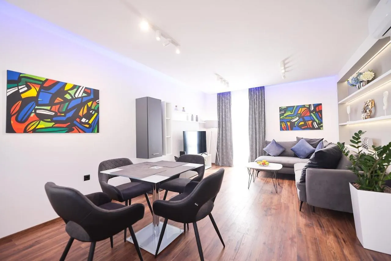 Apartment Larga Zadar 0*,