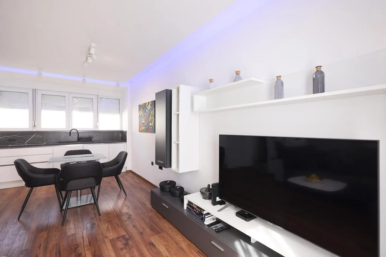 Apartment Larga Zadar